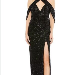 NEW with tags Black Mac Duggal Gown SZ 4